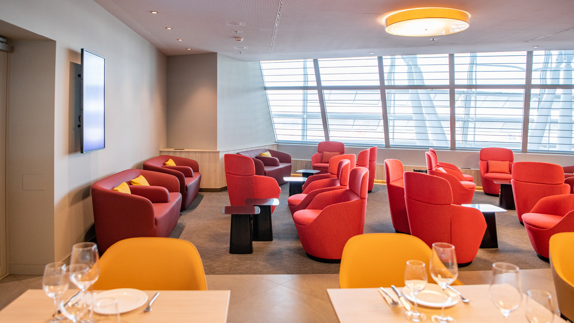 Zurich terminal 1 lounge three hours, , hi-res