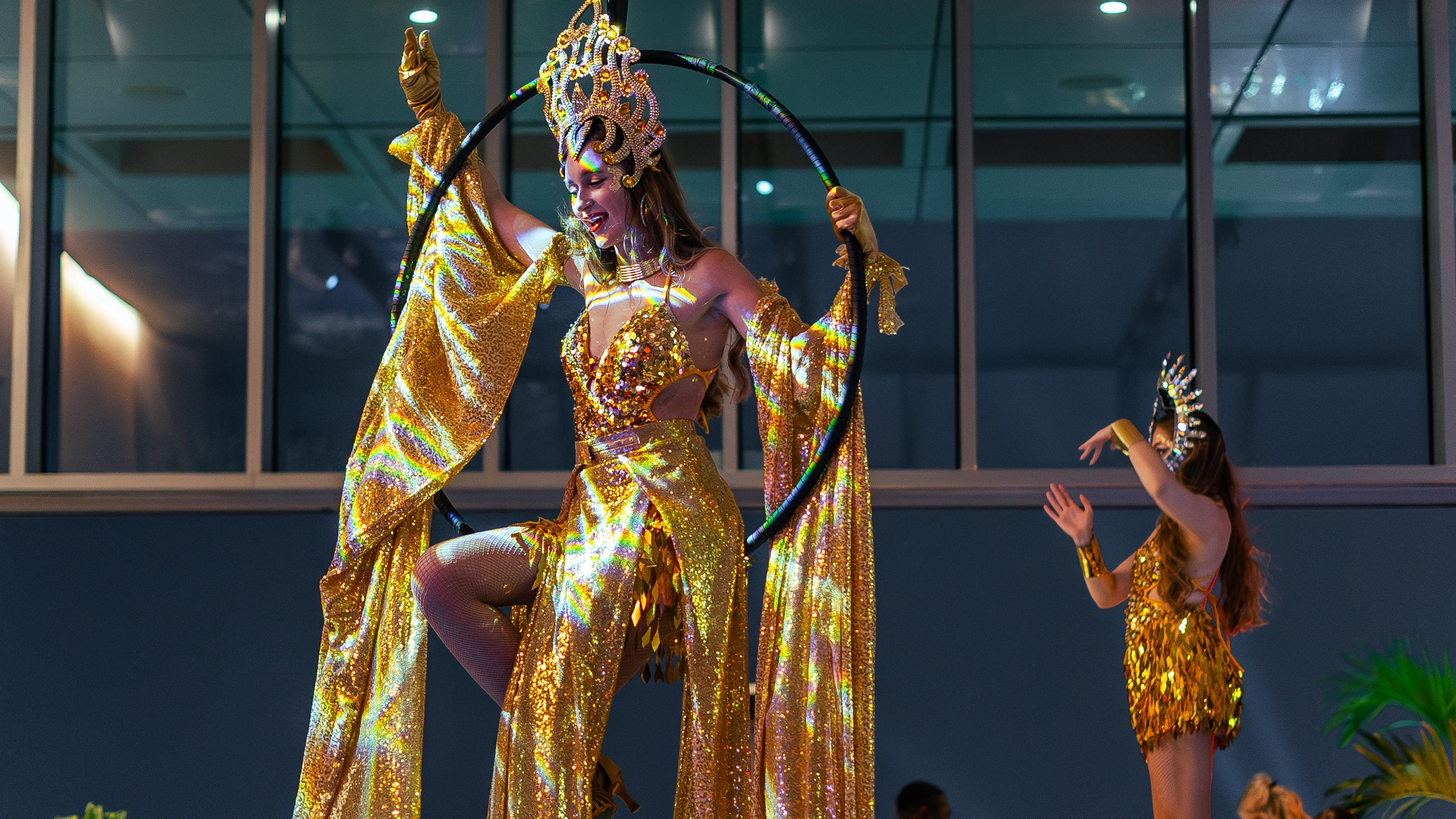 Aura- Friday Night Brunch in the Lounge