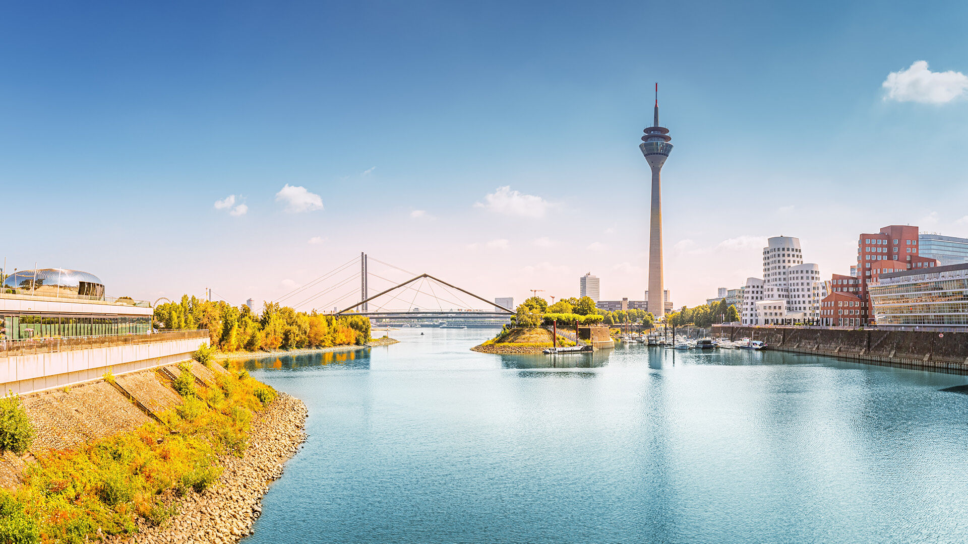 D&uuml;sseldorf Meet and Greet Service, , hi-res