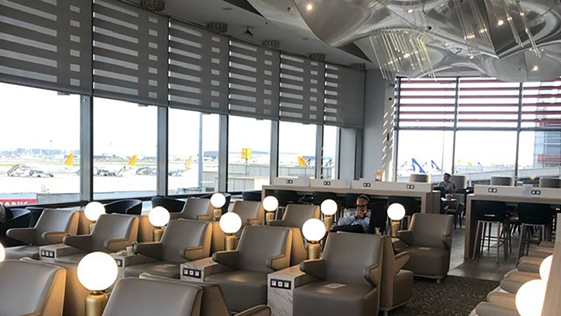 Sabiha G&ouml;k&ccedil;en International Airport four hours lounge access, , hi-res