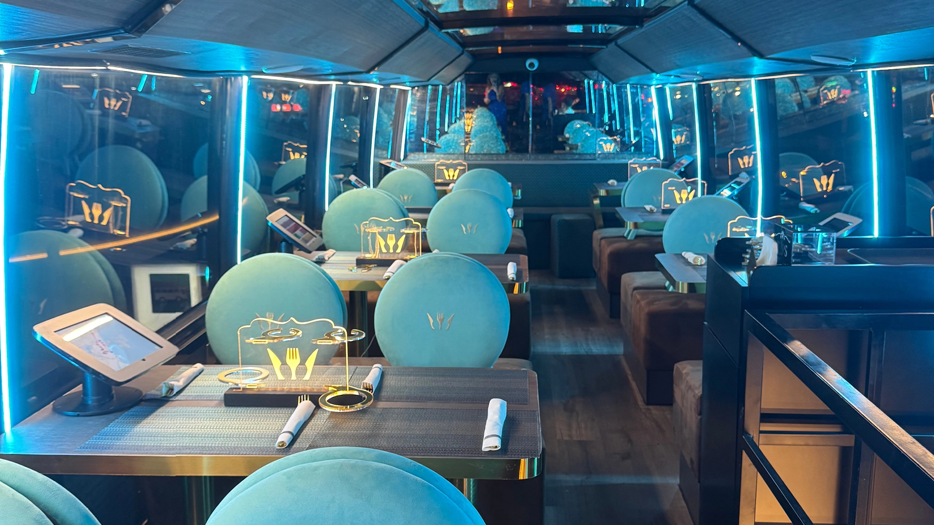 BusTronomy Dubai: Fine Dining Panoramic Tour, , large