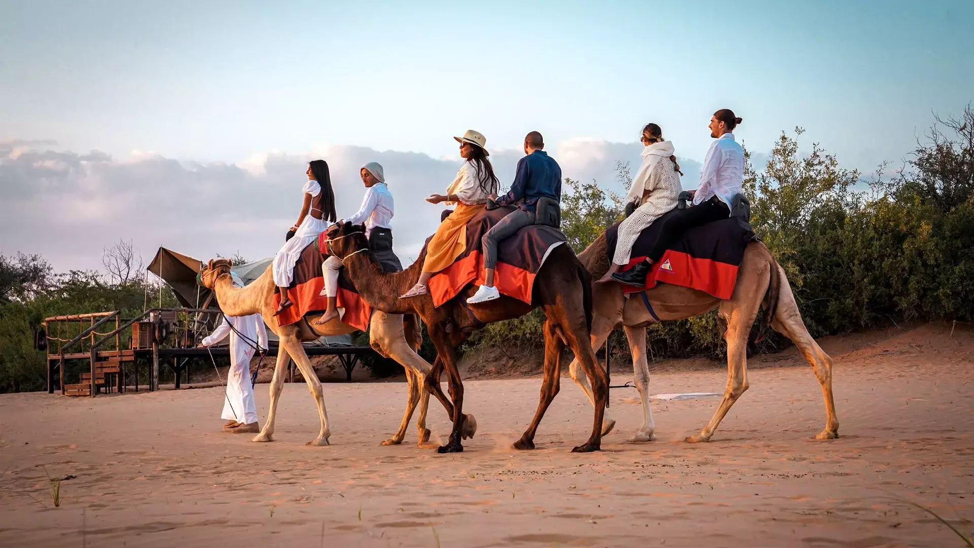 Overnight Desert Safari & Hot Air Balloon Combo, , large