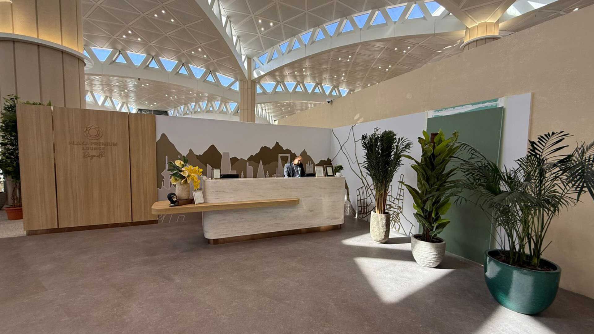 The front desk at Plaza Premium Lounge Riyadh International Airport